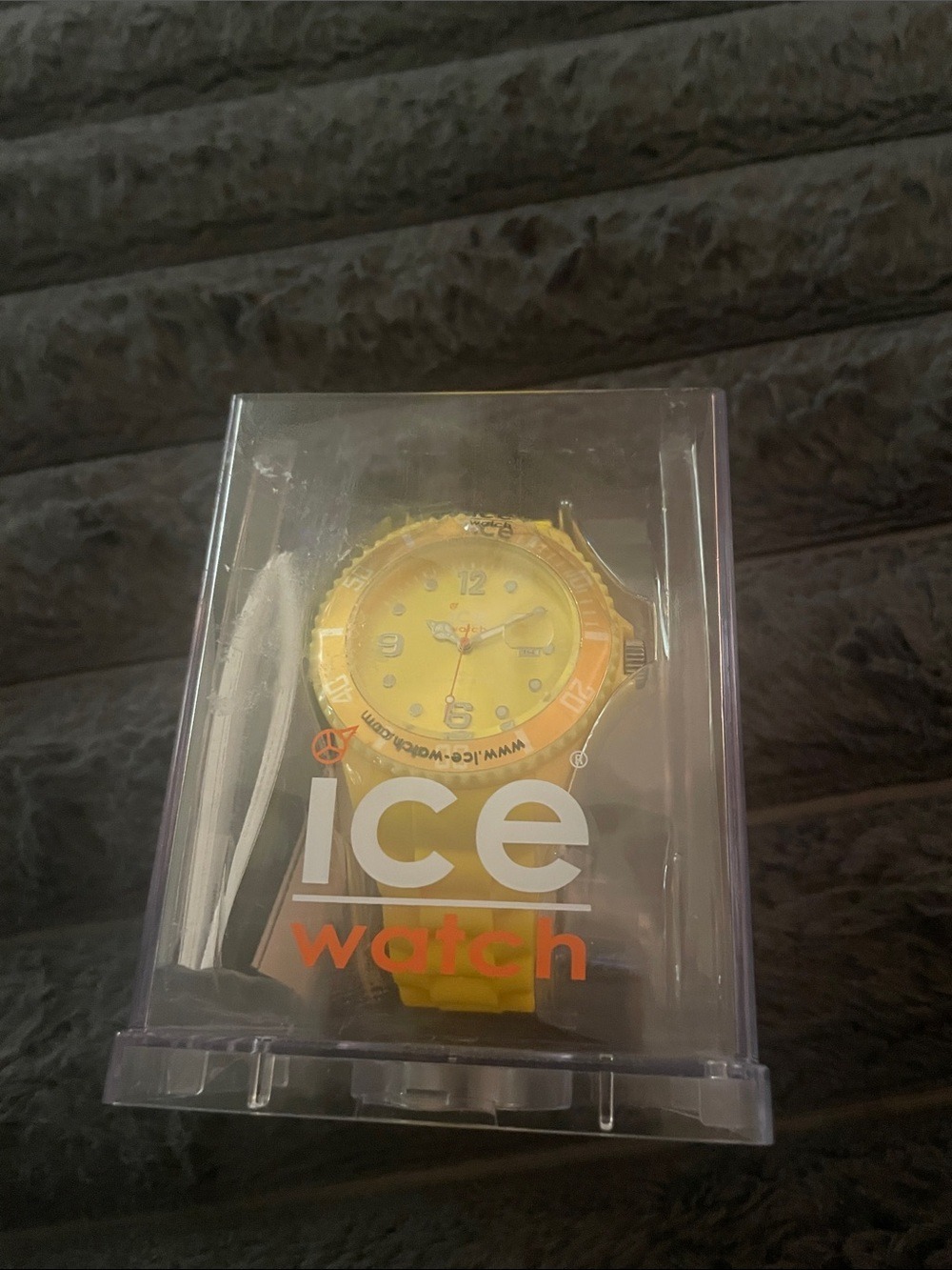 Ice-Watch Unisex Yellow Dial Quartz Watch SI.YW.B.S.09